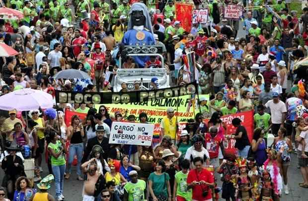 Foli�es pulam carnaval no Pacot�o - Breno Fortes/CB/D.A Press