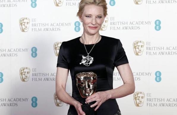 Atriz australiana Cate Blanchett recebeu o prêmio de Melhor Atriz, por Blue Jasmine - AFP PHOTO / CARL COURT 
