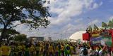 Em Brasília, manifestantes se reúnem na Esplanada dos Ministérios