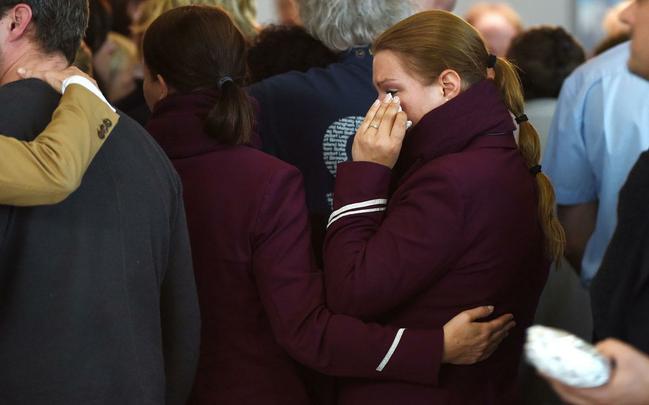 O luto também foi marcado por um minuto de silêncio na hora aproximada em que ocorreu a queda da aeronave no aeroporto de Duesseldorf