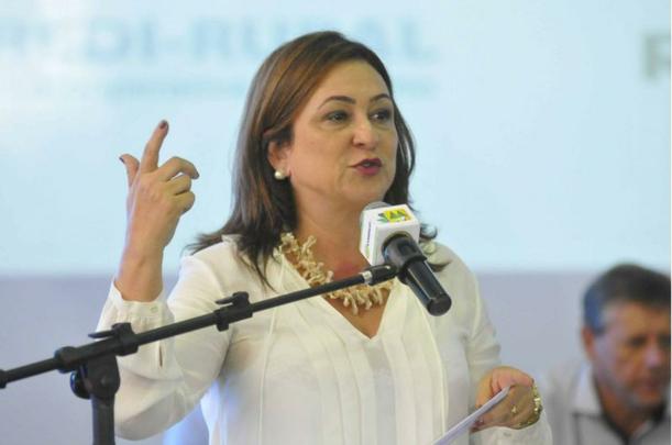 Kátia Abreu, Ministra da Agricultura, ainda é dúvida sobre a saída, pois é amiga pessoal de Dilma