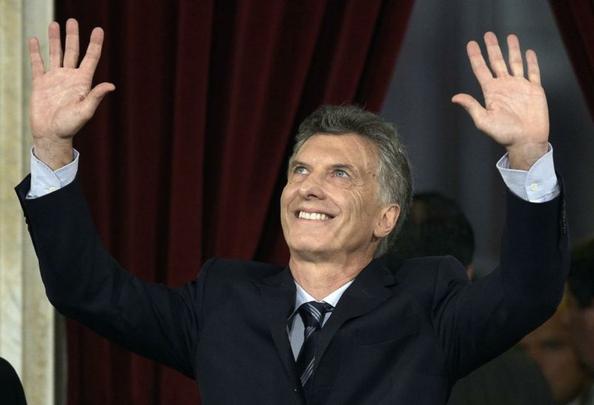 Mauricio Macri, presidente da Argentina, integrou o diretório de uma sociedade offshore registrada nas Bahamas desde 1998, com o pai e o irmão