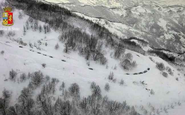 Os tremores ocorreram depois que as regiões de Abruzzo, de Marche e de Lazio foram atingidas por dias de forte nevasca