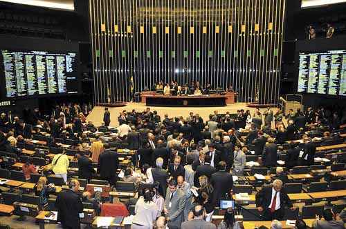 O fundo dos servidores públicos federais é um dos primeiros itens na pauta de votação do plenário da Câmara (Paulo de Araújo/CB/D.A Press - 21/9/11)