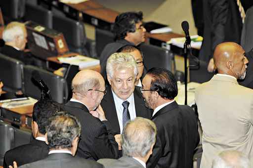 Chinaglia: apesar da produção menor, líder do governo diz que 'nada emergencial ficou para trás' (Carlos Moura/CB/D.A Press) Chinaglia: apesar da produção menor, líder do governo diz que 'nada emergencial ficou para trás' (Carlos Moura/CB/D.A Press)