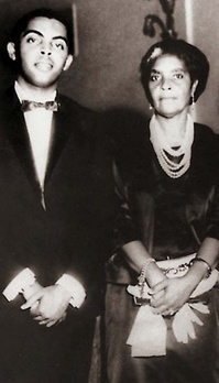 Na imagem, Gilberto Gil ao lado da mãe Claudina Gi (Arquivo Pessoal/Reprodução)