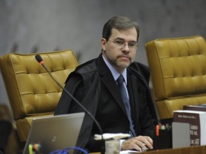 O ministro abriu prazo para manifestação antes de decidir o pedido liminarmente alegando que o caso é de %u201Cnatureza excepcional%u201D (Agência Brasil)