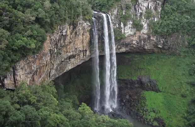 A Cascata do Caracol, em Canela (RS) é um dos principais destinos dos turistas que vão conhecer a serra gaúcha (Gustavo Henrique Braga/CB/D.A Press) A Cascata do Caracol, em Canela (RS) é um dos principais destinos dos turistas que vão conhecer a serra gaúcha (Gustavo Henrique Braga/CB/D.A Press)