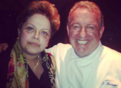 A presidente Dilma com o chef do restaurante Eleve, em Lisboa, Joachim Kroeper (Instagram/Reprodução 
)