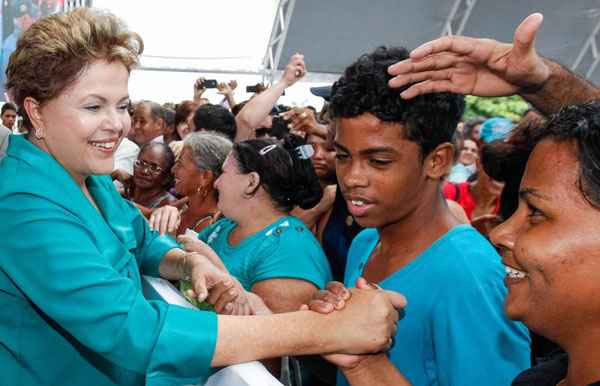 No Tocantins, durante solenidade do Minha Casa, Minha Vida, Dilma disse que os manifestantes %u201Cnasceram em berço esplêndido e nunca ralaram%u201D (Roberto Stuckert Filho/PR)