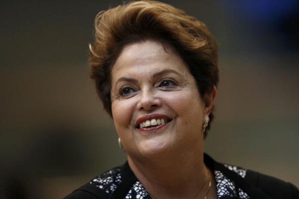 Dilma: 'o que vemos são voos sem atrasos, hotéis recebendo turistas, vemos festa e segurança'