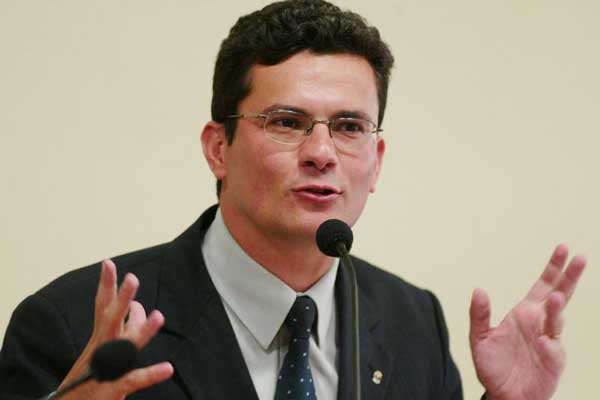 SérgioLima/Folhapress (O juiz federal Sérgio Moro é especialista em combate à lavagem de dinheiro e colaboração premiada)