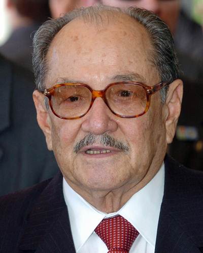 O ex-presidente da Câmara dos Deputados e ex-embaixador do Brasil em Portugal, Antonio Paes de Andrade morreu aos 88 anos na tarde desta quarta-feira (17/6) ... - 20150617145354833861u