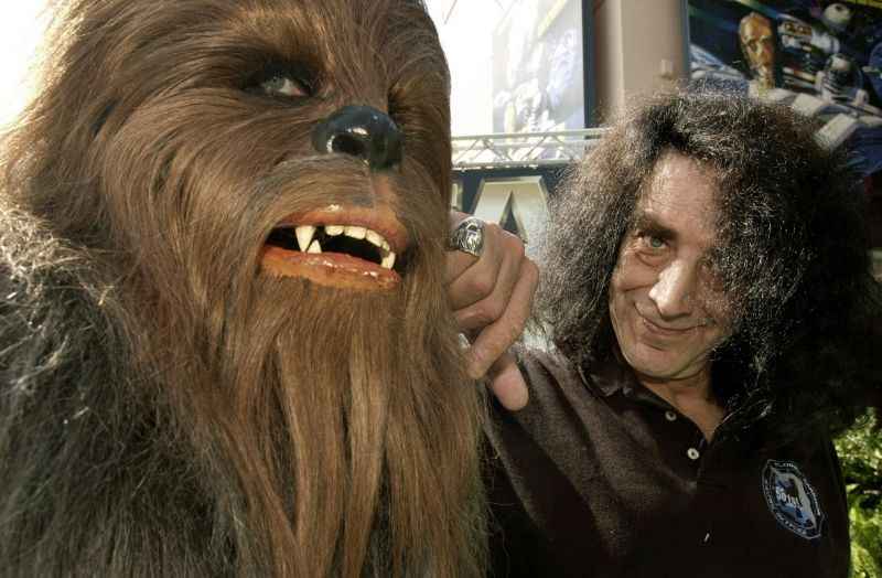 Morre Peter Mayhew, intérprete do Chewbacca em 'Star Wars