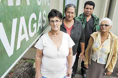 Maria Gomes dos Santos, Eliane Palmeira de Oliveira, Juraci Miranda e Maria de Lourdes de Araújo: drama da espera sem previsão