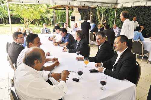 Presidentes das legendas aliadas do governo Agnelo Queiroz realizaram ontem o primeiro encontro do ano