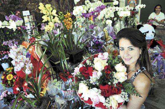 Célia Savioti, gerente de floricultura, garante que o 