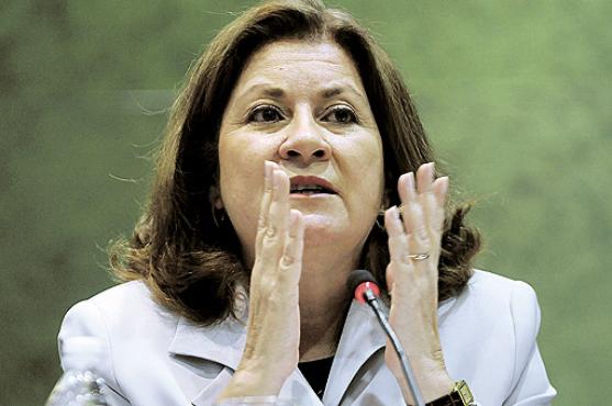 A ministra do Planejamento, Miriam Belchior, criticou a PEC aprovada na Câmara: 