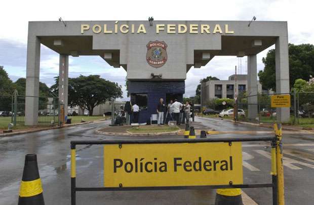 Em 10 de junho, o suspeito conseguiu se livrar das algemas e saiu do prédio da PF em Brasília