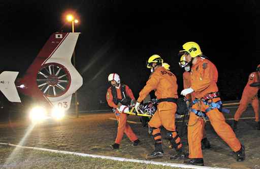 Equipe do Corpo de Bombeiros utilizou 11 viaturas e até um helicóptero para levar as vítimas ao Hospital de Base do Distrito Federal