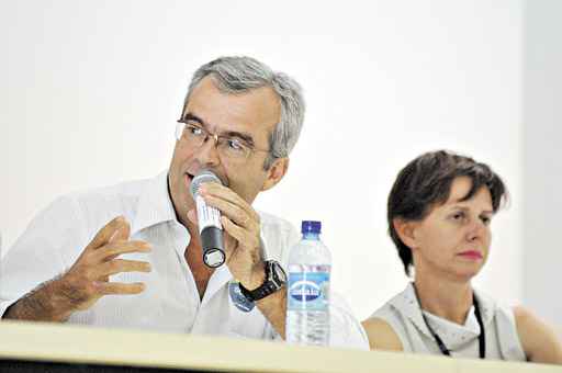 Ivan Camargo criticou a atual gestão e defendeu a descentralização