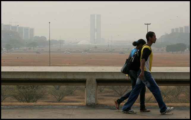 Altas temperaturas e baixa umidade castigam o brasiliense