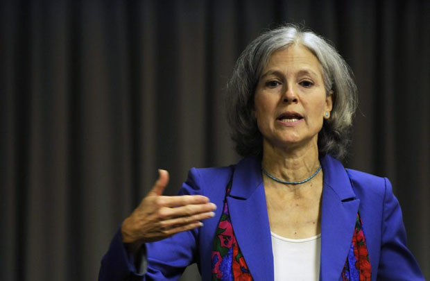 Jill Stein, do Partido Verde, está confiante de que poderá mudar o rumo da eleição por ser favorável a temas como desenvolvimento sustentável. Ela também é defensora do meio ambiente