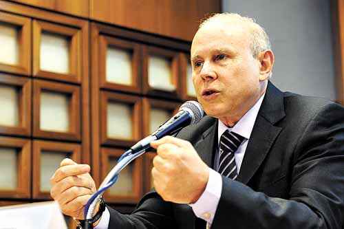 Mantega: objetivo é evitar insegurança jurídica, já que os atuais incentivos podem ser declarados ilegais pelo STF