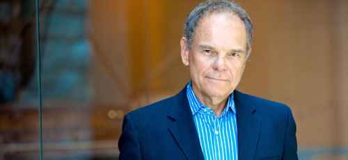 Don Tapscott, autor do livro A hora da geração digital, comenta sobre como as empresas e a sociedade devem se adaptar aos novos tempos