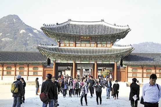 O Palácio Changdeokgung: 500 mil metros quadrados de área, incluindo jardins e lagoa