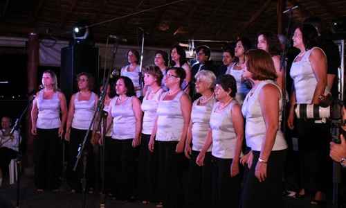 Há dez anos o Coral da Fenabb/AABB se prepara para as cantorias de Natal em Brasília