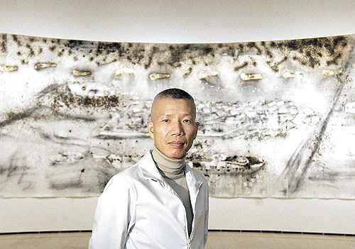 O artista Cai Guo-Qiang ocupa o CCBB em regime de ateliê aberto a partir do dia 22