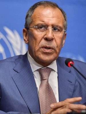 Ministro russo Serguei Lavrov não acredita na derrubada de Assad