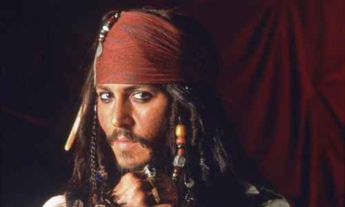 O capitão Jack Sparrow só voltará aos cinemas em 2015