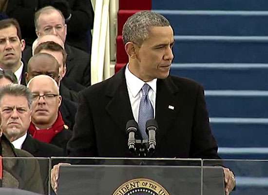 Barack Obama pede união ao povo norte-americano