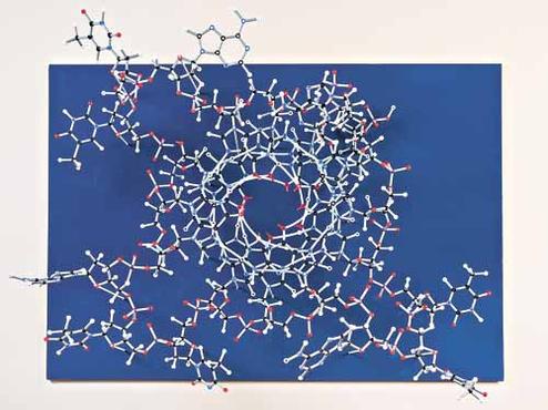 Modelo mostra a estrutura do DNA quádruplo, identificado no estudo da Universidade de Cambridge: mais comum em células que crescem rapidamente, como as cancerígenas