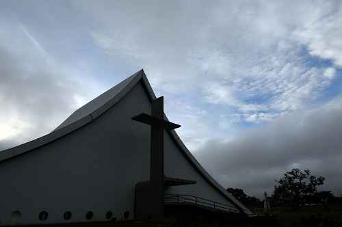 Brasília amanheceu com uma forte neblina cobrindo o céu