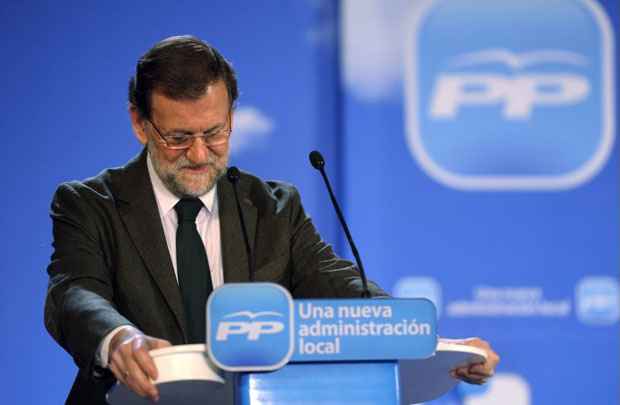 Mariano Rajoy enfrenta o primeiro escândalo de corrupção no governo