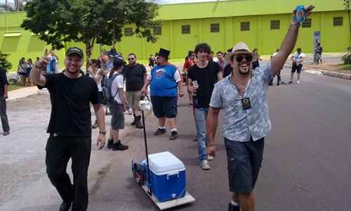 No bloco Populares em Pânico não há espaço para marchinhas, axé e nem frevo