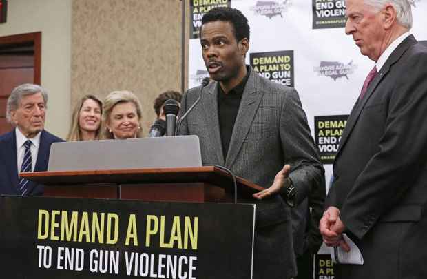 O ator Chris Rock foi um dos que se manifestou a favor de políticas mais rigorosas para a posse de armas nos Estados Unidos