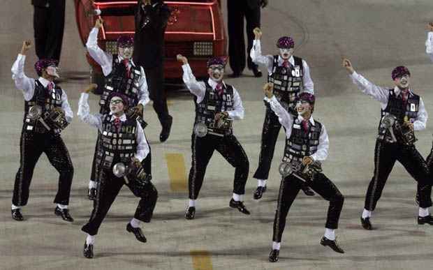 Nome: GRES Acadêmicos do Salgueiro; Carnavalesco: Renato Lage e Márcia Lage; Intérprete: Quinho, Serginho do Porto e Leonardo Bessa; Cores oficiais: Vermelho e branco