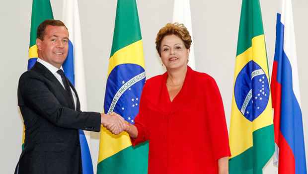 A visita busca fortalecer a parceria estratégica entre o Brasil e a Rússia, com a assinatura de acordos de cooperação