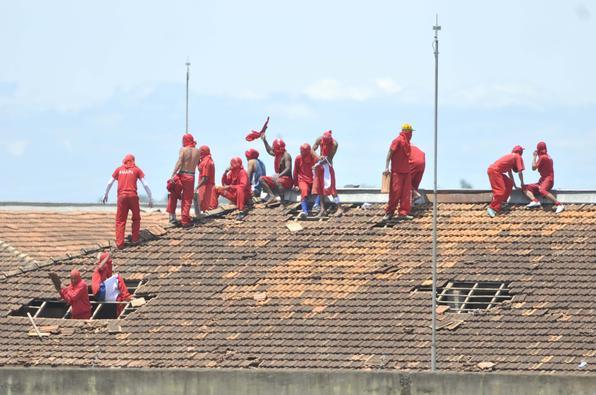 Polícia diz que uma invasão é descartada, uma vez que há abertura para o diálogo