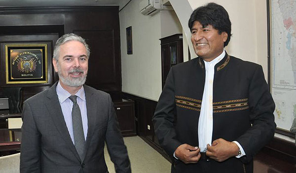 O chanceler brasileiro Antonio Patriota foi recebido em audiência pelo presidente Evo Morales