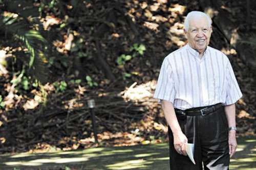 Dom José Maria Pires, num retiro em Belo Horizonte: Igreja demorou a olhar para a raça negra