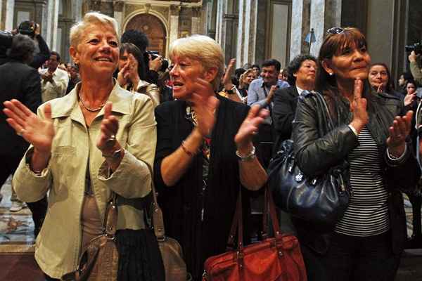 O sucessor de Bento XVI na chefia da Igreja Católica já tinha sido apontado como possível nome para assumir o pontificado no último conclave