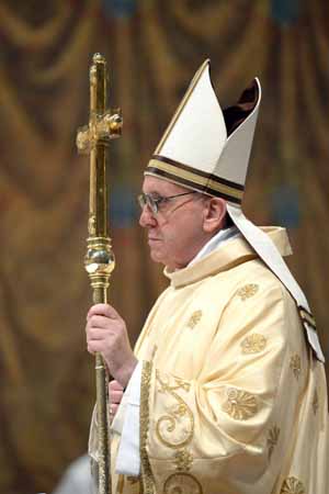 Papa Francisco em primeira missa pública na quinta-feira