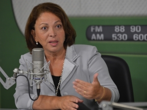 De acordo com a ministra de Relações Institucionais, Ideli Salvatti, parlamentares dos estados do Nordeste estarão reunidos nesta quarta-feira com a ministra da Casa Civil e com ministro da Integração Nacional  para relatar as dificuldades que os prefeitos