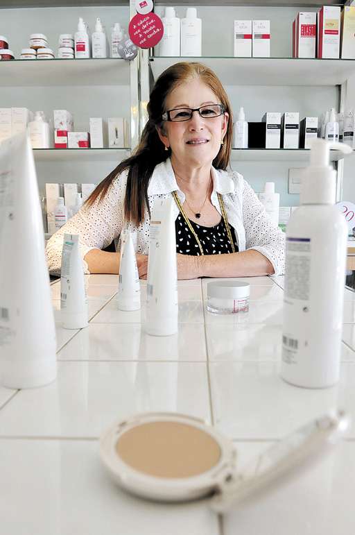 Vera Peixe fez cursos na área de estética antes de abrir uma loja de cosméticos: ela já expandiu o negócio