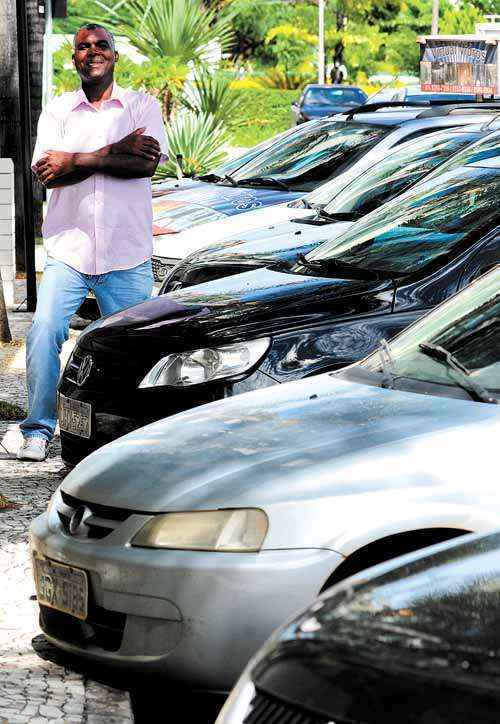 Função atual permitiu a Antonio financiar seu primeiro carro